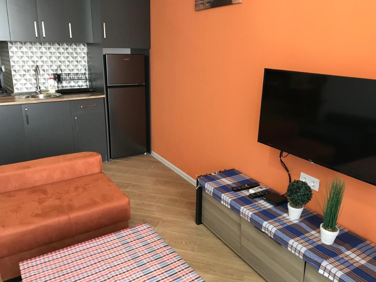 Nbg Towers 2 Appartaments Батуми Екстериор снимка